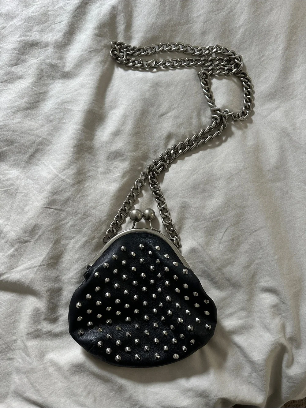 Betsey Johnson Black Studded Mini Kiss-Lock Crossbody - Picture 1 of 2